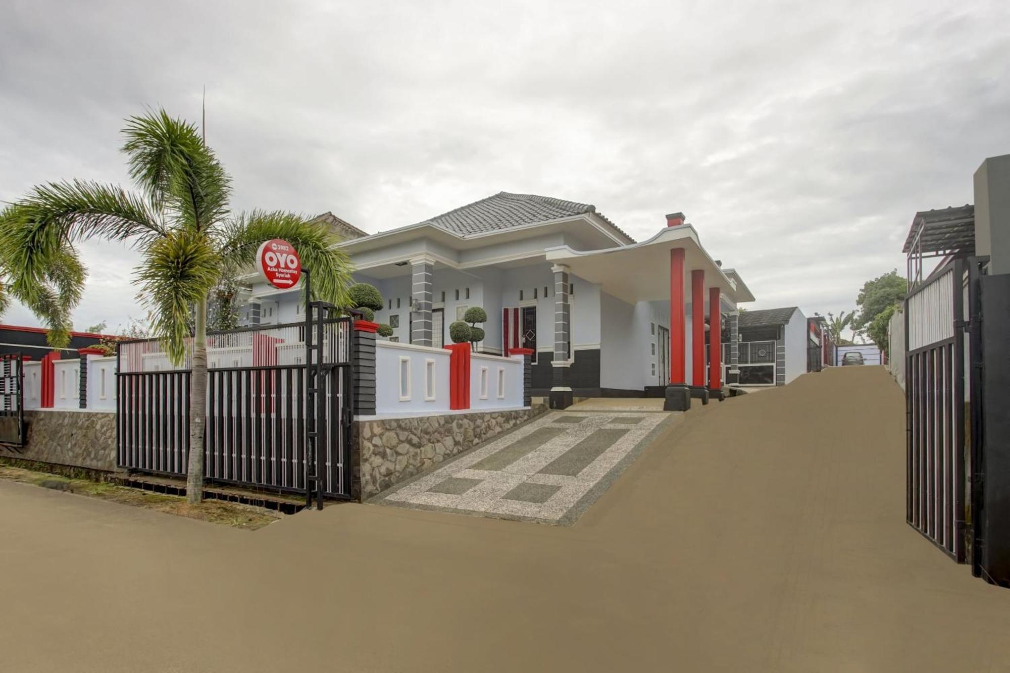 Oyo Life 3982 Azka Homestay Syariah Bandar Lampung Exterior photo